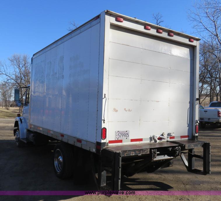 image for item K7040 2000 Freightliner FL50 box truck