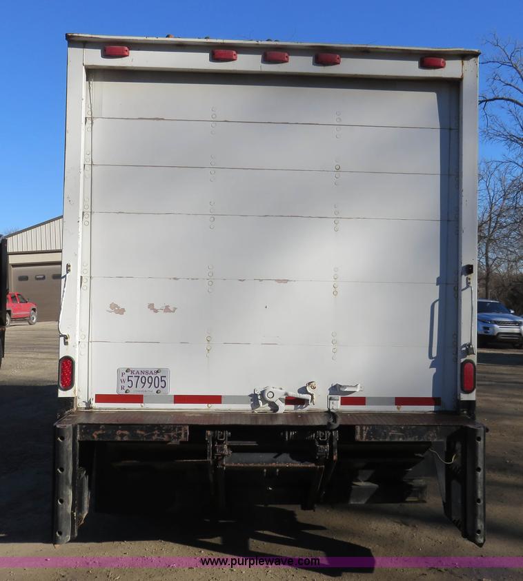 image for item K7040 2000 Freightliner FL50 box truck