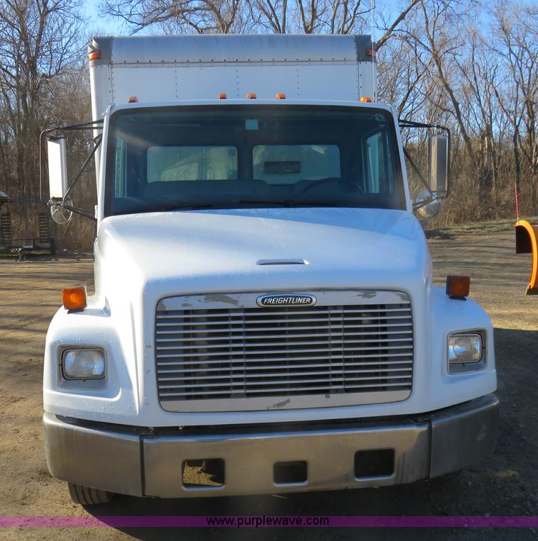 image for item K7040 2000 Freightliner FL50 box truck