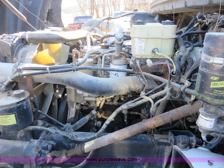 image for item K7040 2000 Freightliner FL50 box truck