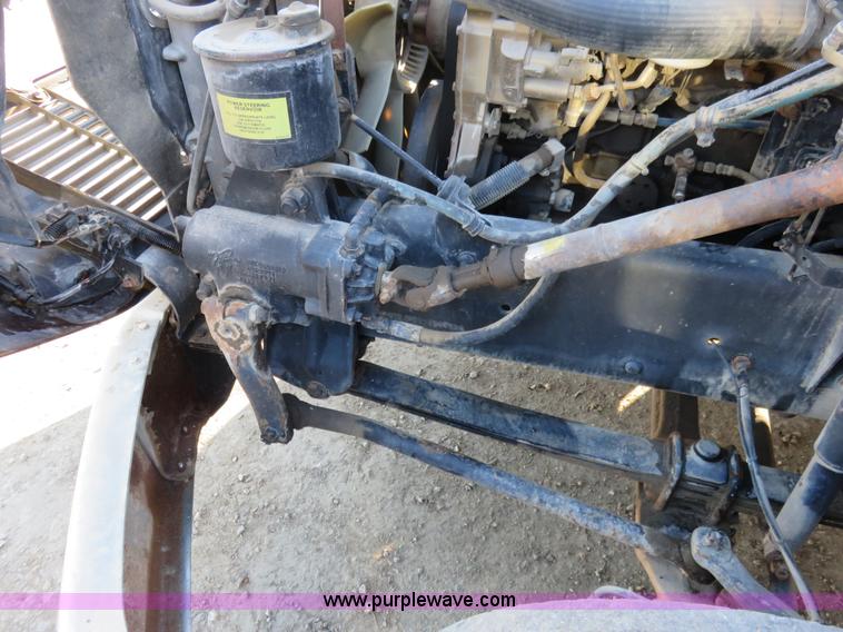 image for item K7040 2000 Freightliner FL50 box truck