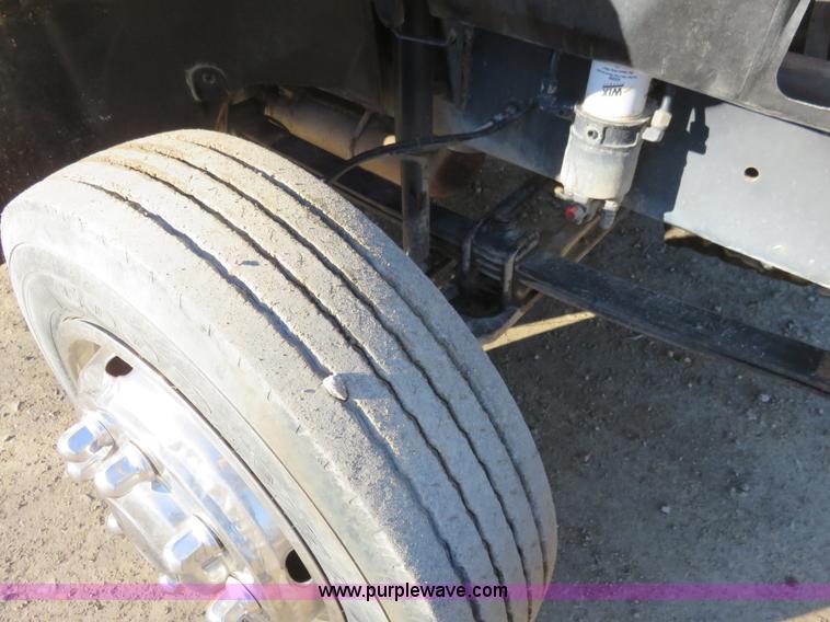 image for item K7040 2000 Freightliner FL50 box truck