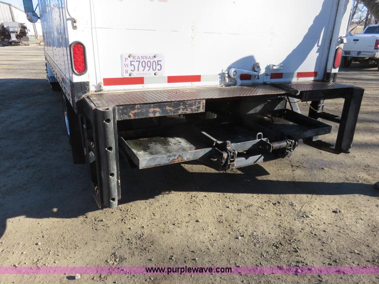 image for item K7040 2000 Freightliner FL50 box truck