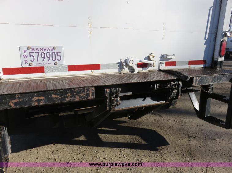 image for item K7040 2000 Freightliner FL50 box truck