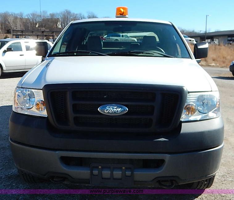 image for item K7050 2006 Ford F150 XL SuperCab pickup truck