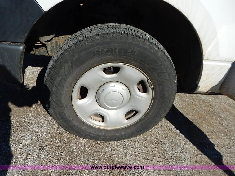 image for item K7050 2006 Ford F150 XL SuperCab pickup truck