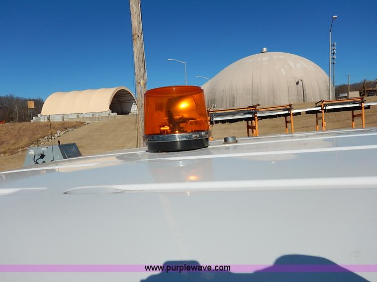 image for item K7050 2006 Ford F150 XL SuperCab pickup truck