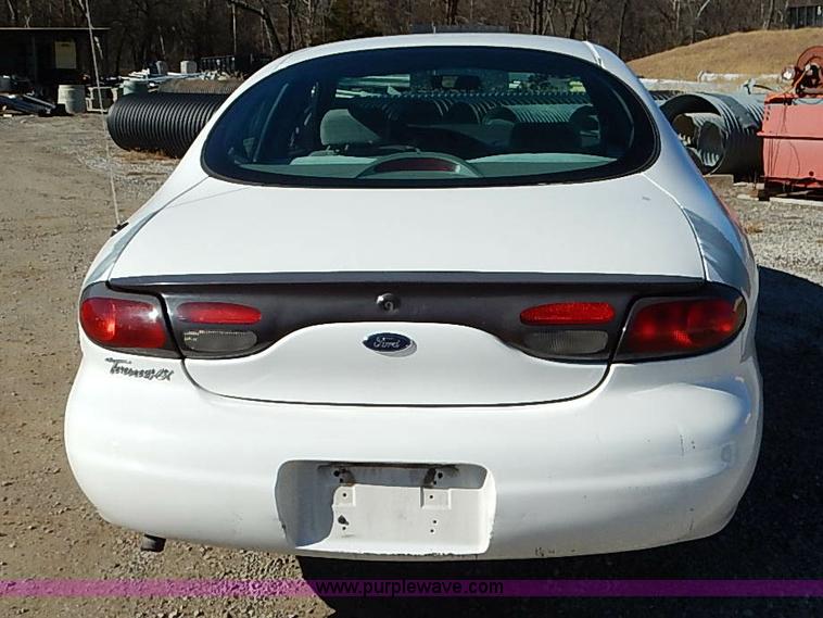 image for item K7051 1999 Ford Taurus LX