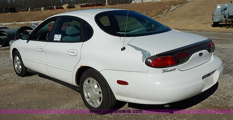 image for item K7051 1999 Ford Taurus LX