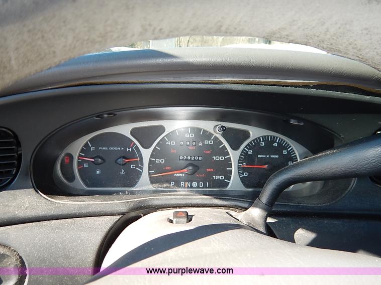 image for item K7051 1999 Ford Taurus LX