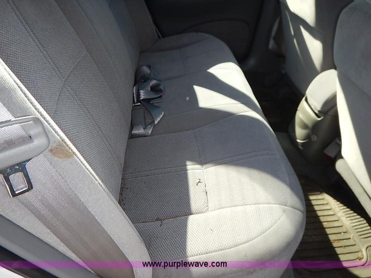 image for item K7053 1998 Ford Taurus LX