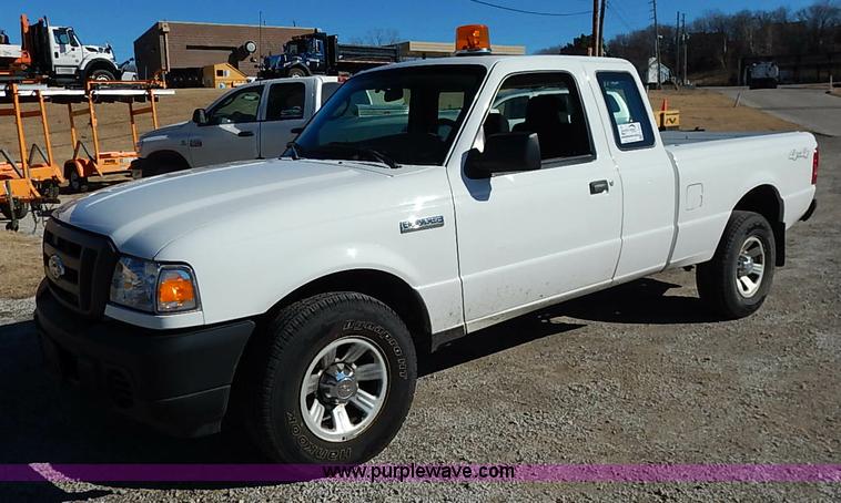 image for item K7054 2008 Ford Ranger XL SuperCab pickup truck