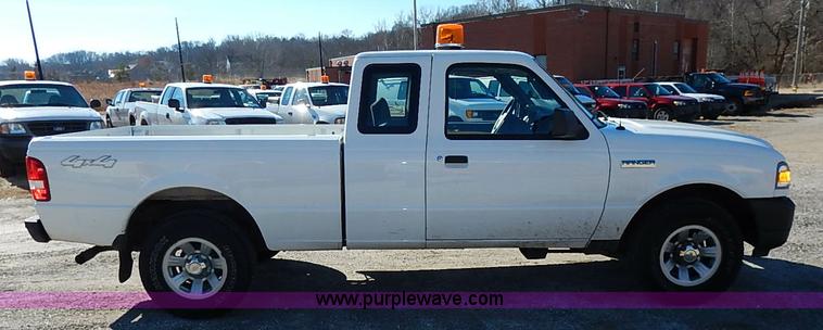image for item K7054 2008 Ford Ranger XL SuperCab pickup truck