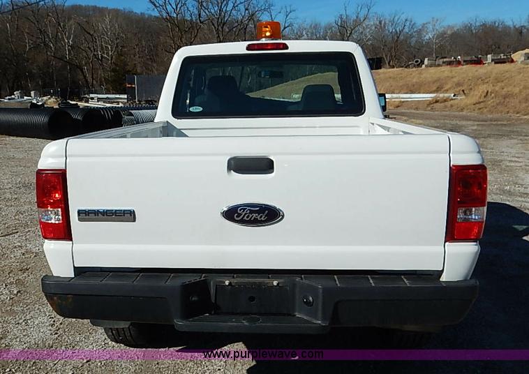 image for item K7054 2008 Ford Ranger XL SuperCab pickup truck