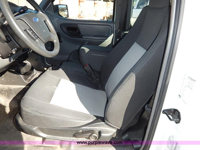 image for item K7054 2008 Ford Ranger XL SuperCab pickup truck