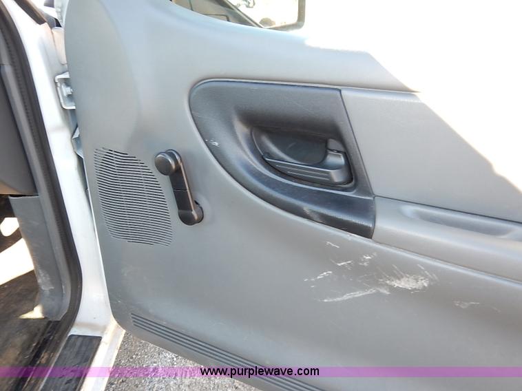 image for item K7054 2008 Ford Ranger XL SuperCab pickup truck