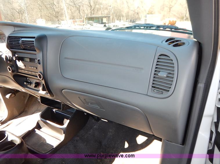 image for item K7054 2008 Ford Ranger XL SuperCab pickup truck