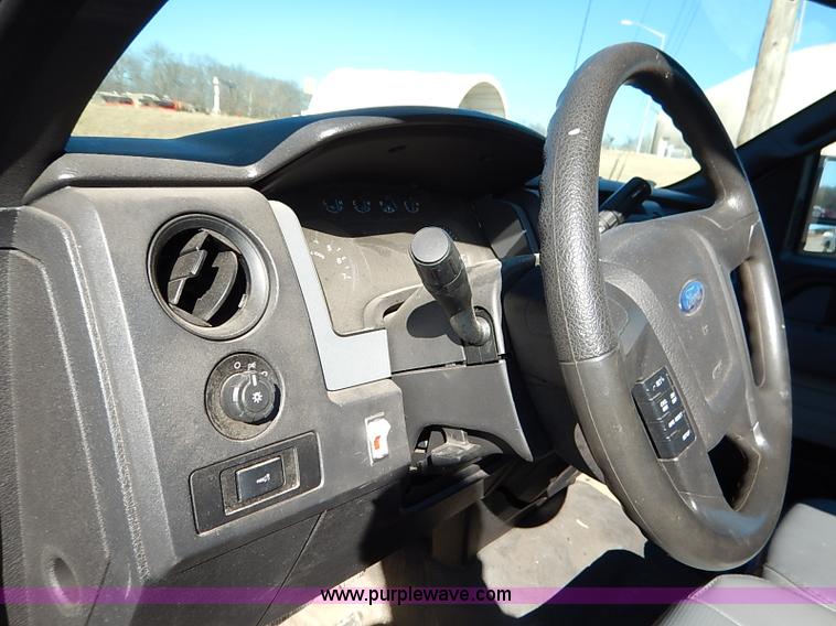 image for item K7056 2013 Ford F150 XL SuperCab pickup truck