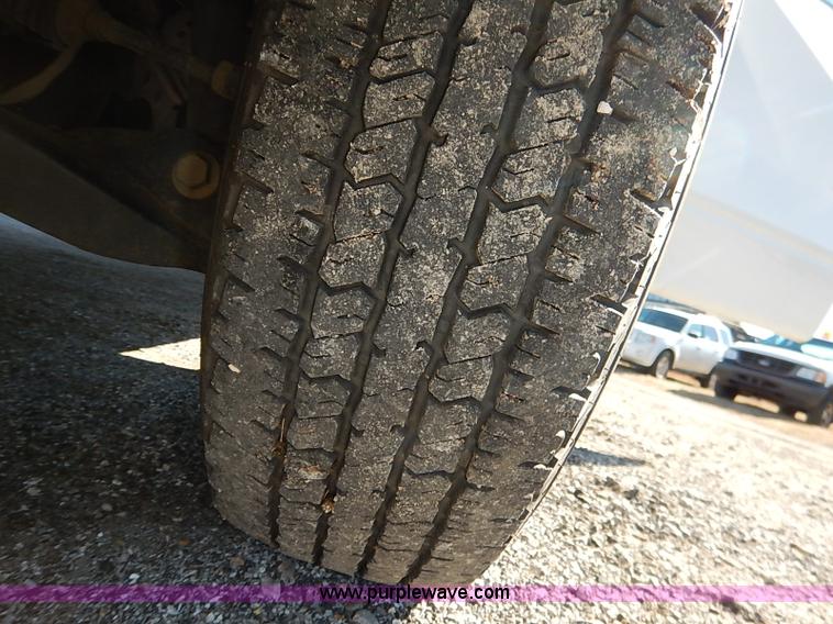 image for item K7056 2013 Ford F150 XL SuperCab pickup truck