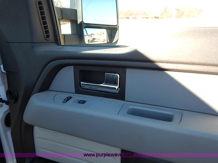 image for item K7056 2013 Ford F150 XL SuperCab pickup truck