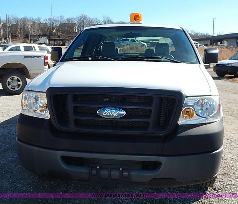 image for item K7058 2006 Ford F150 XL SuperCab pickup truck
