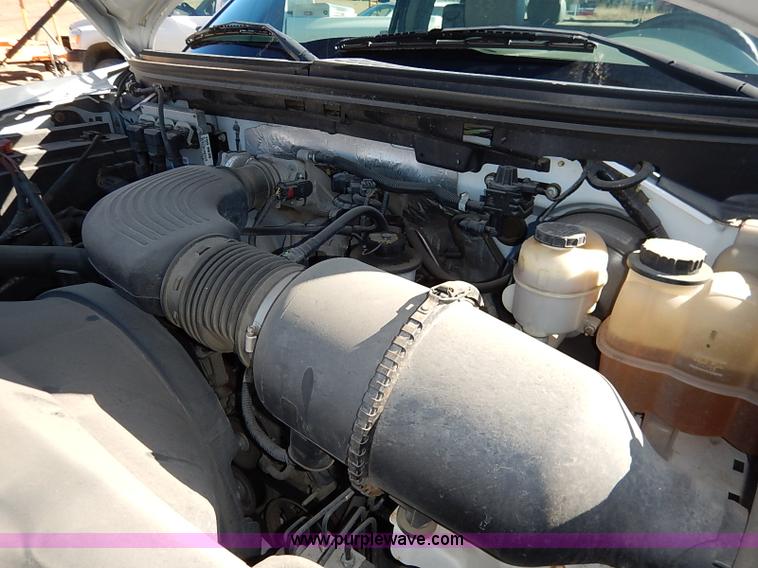 image for item K7058 2006 Ford F150 XL SuperCab pickup truck