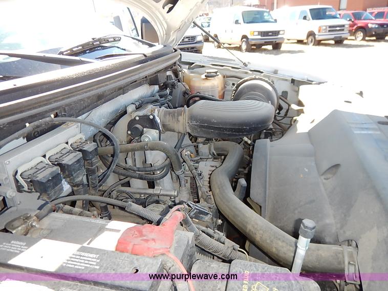 image for item K7058 2006 Ford F150 XL SuperCab pickup truck