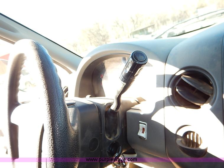 image for item K7059 2006 Ford F150 XL SuperCab pickup truck