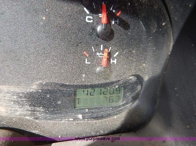 image for item K7059 2006 Ford F150 XL SuperCab pickup truck