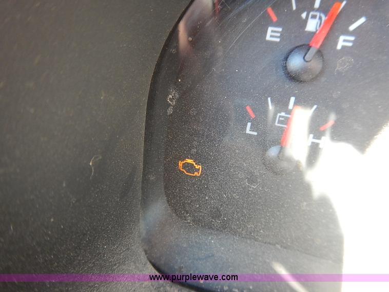 image for item K7059 2006 Ford F150 XL SuperCab pickup truck