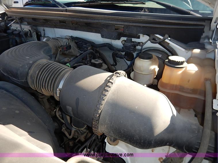 image for item K7059 2006 Ford F150 XL SuperCab pickup truck