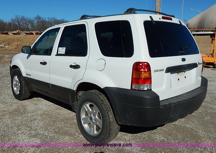 image for item K7060 2005 Ford Escape Hybrid SUV