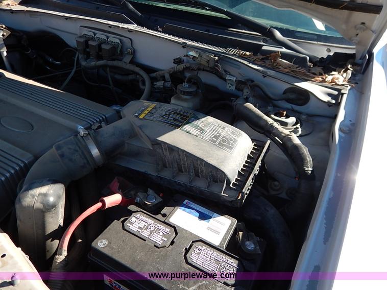 image for item K7060 2005 Ford Escape Hybrid SUV