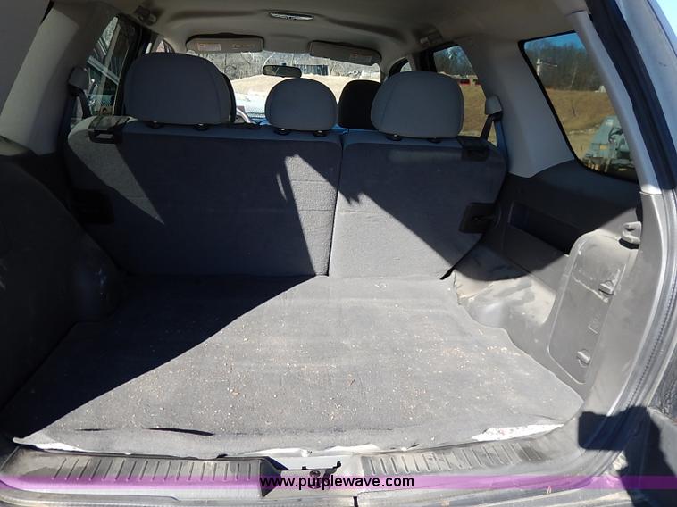 image for item K7060 2005 Ford Escape Hybrid SUV