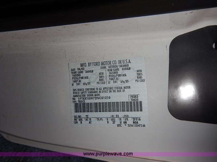 image for item K7061 2002 Ford F150 XL SuperCab pickup truck