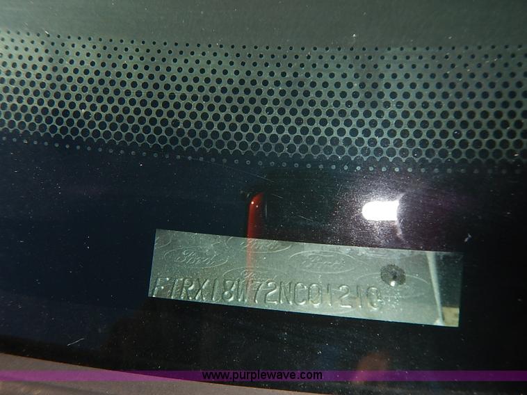 image for item K7061 2002 Ford F150 XL SuperCab pickup truck