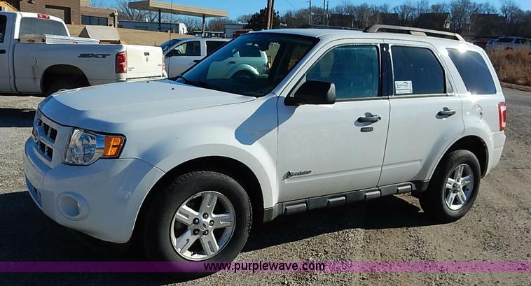 image for item K7063 2010 Ford Escape Hybrid SUV