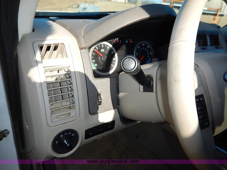 image for item K7063 2010 Ford Escape Hybrid SUV