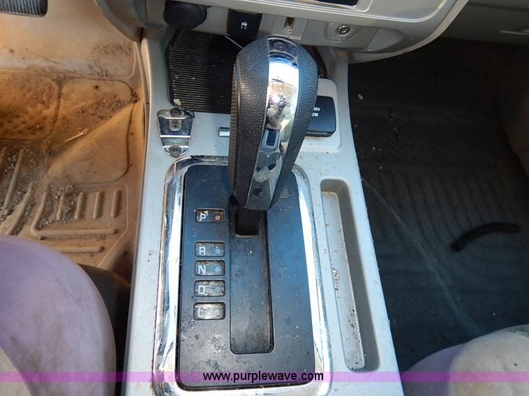 image for item K7063 2010 Ford Escape Hybrid SUV