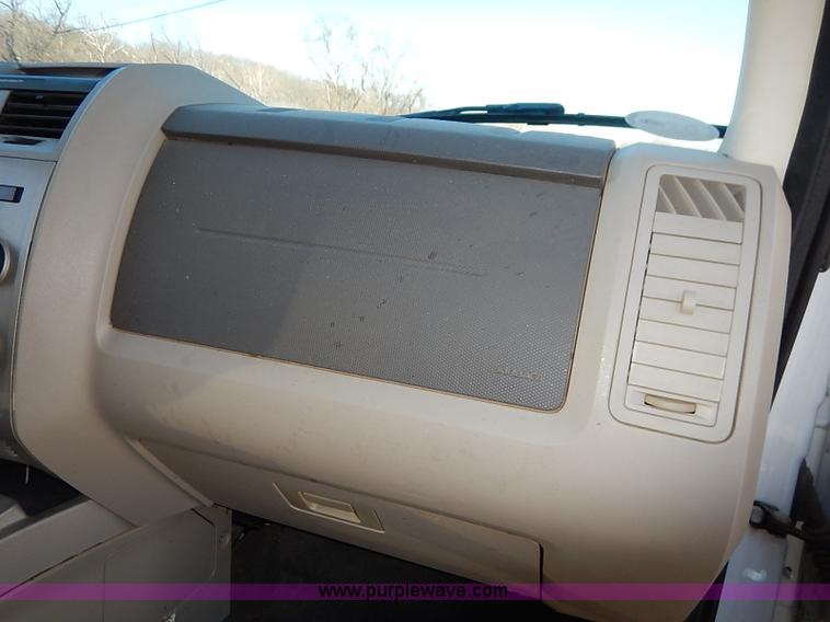 image for item K7063 2010 Ford Escape Hybrid SUV