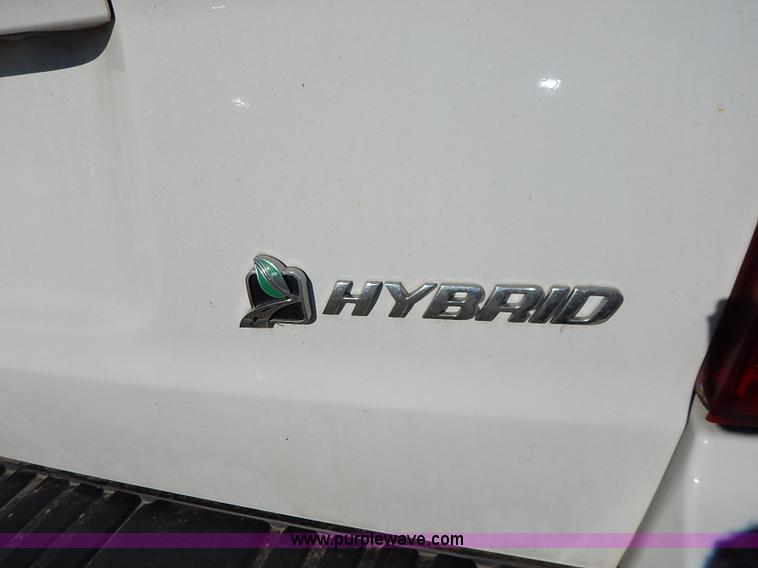 image for item K7063 2010 Ford Escape Hybrid SUV