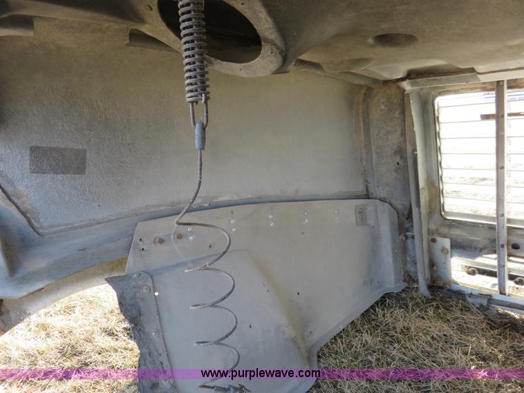 image for item K7211 International 9400 truck hood and doors