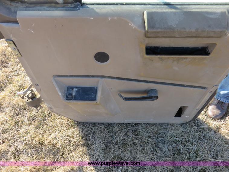 image for item K7211 International 9400 truck hood and doors