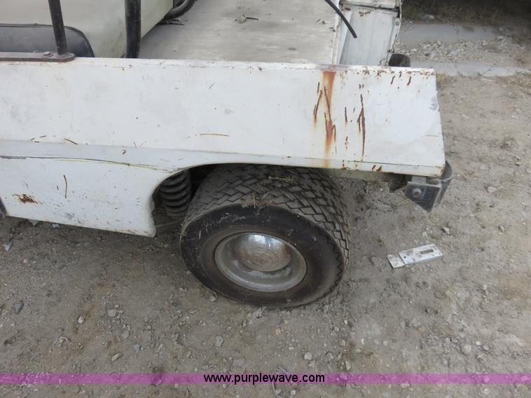 image for item K7215 Westinghouse golf cart