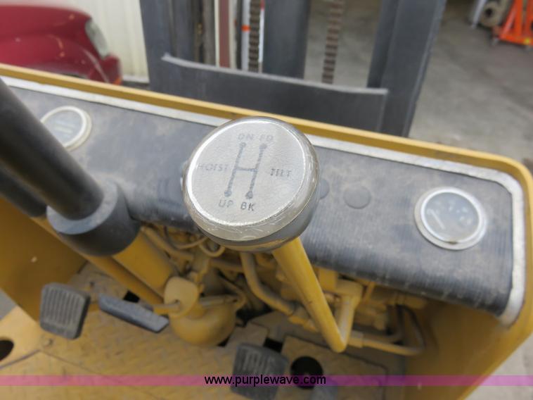 image for item K7222 Hyster forklift