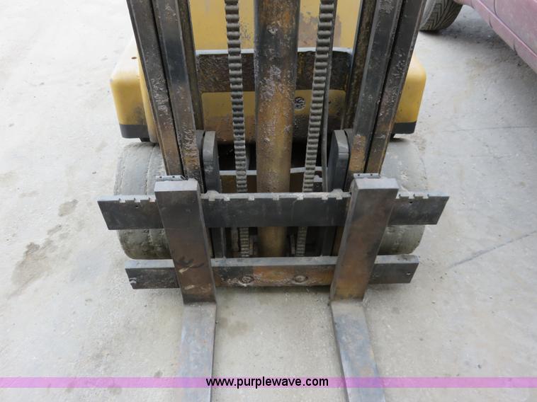 image for item K7222 Hyster forklift