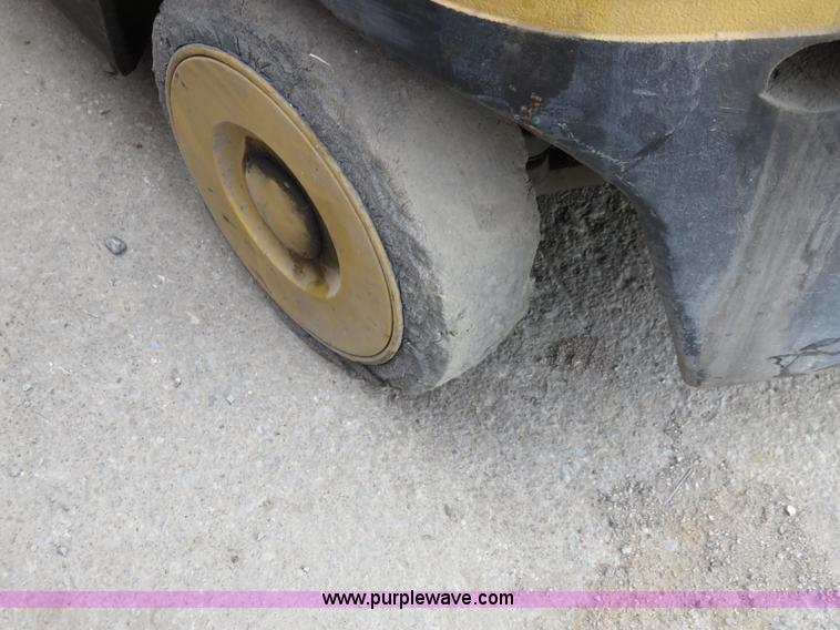 image for item K7222 Hyster forklift