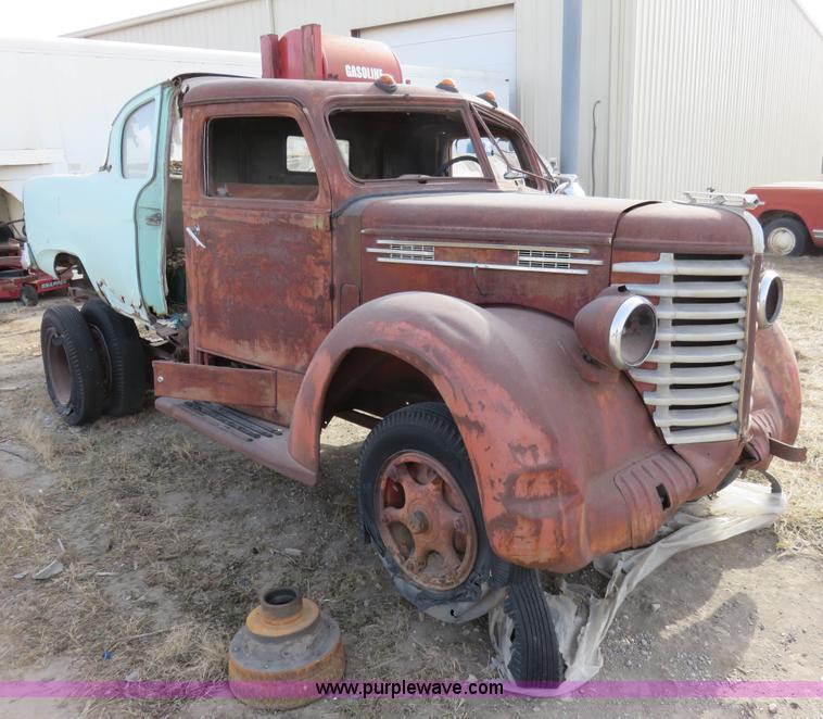 image for item K7223 Diamond T truck