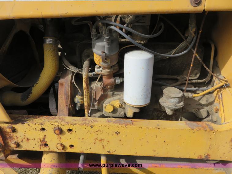 image for item K7224 International 2544 tractor