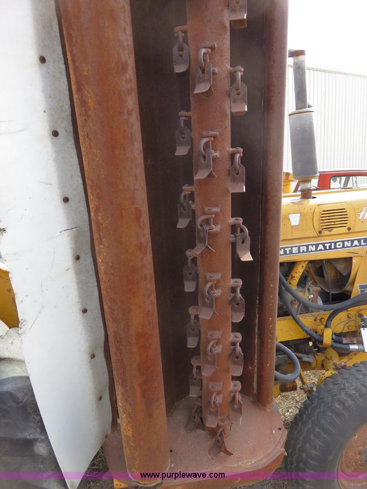 image for item K7224 International 2544 tractor